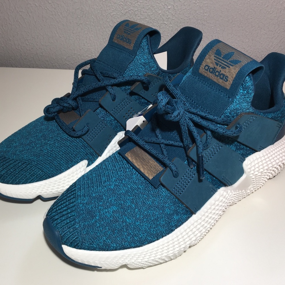 Adidas Prophere Women’s Teal size 9
